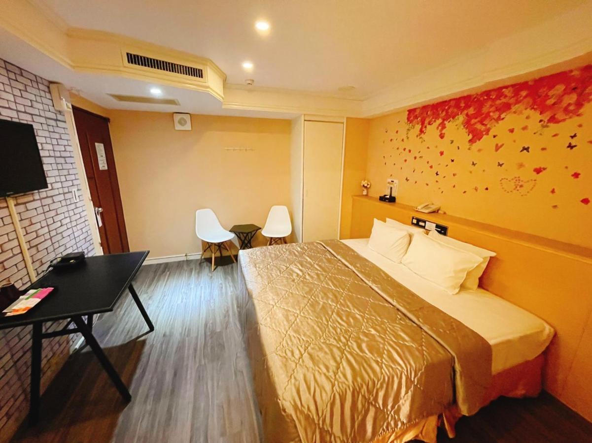 Joy Garden Hotel Kaohsiung Extérieur photo