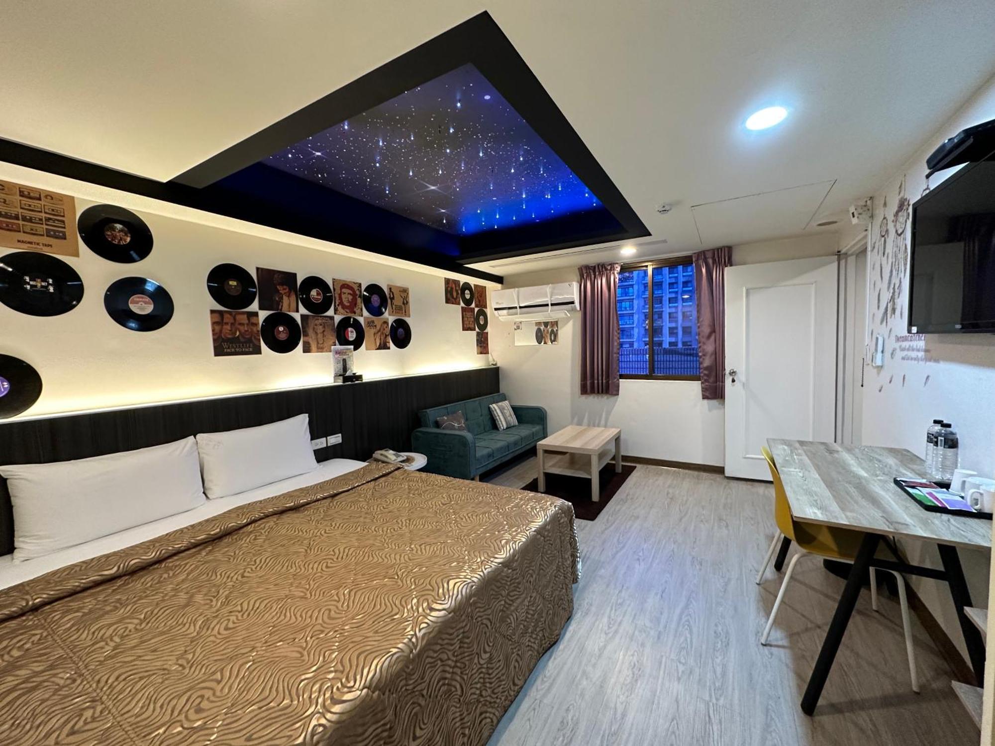 Joy Garden Hotel Kaohsiung Extérieur photo